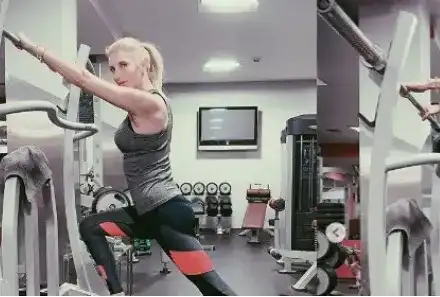 Последният любим  на Денди свири по улиците със свой оркестър