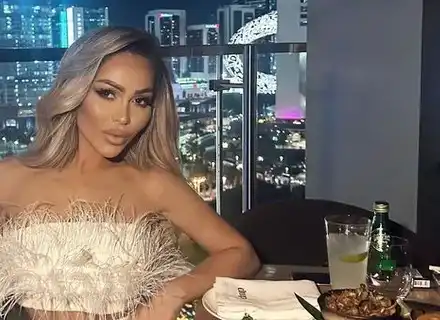 Нора Недкова се щрака сред лукс в Дубай