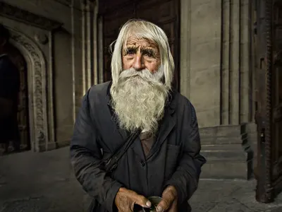 Срам! Няма място за паметник на дядо Добри