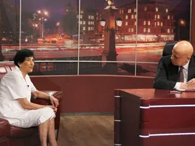 ЕКСКЛУЗИВНО! Починала е майката на Слави Трифонов! Дългия сам разкри за кончината й