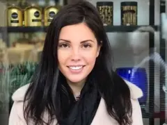 Щерката на Бай Миле се тунингова! Йоанна Бонева с носле като на Преслава (АКТУАЛНА СНИМКА)