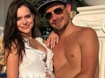 Снахата на Доган се върна при неверния си мъж (Фотофакт)