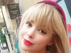 София Бобчева купува манджи за вкъщи, а уж мъжът й е готвач