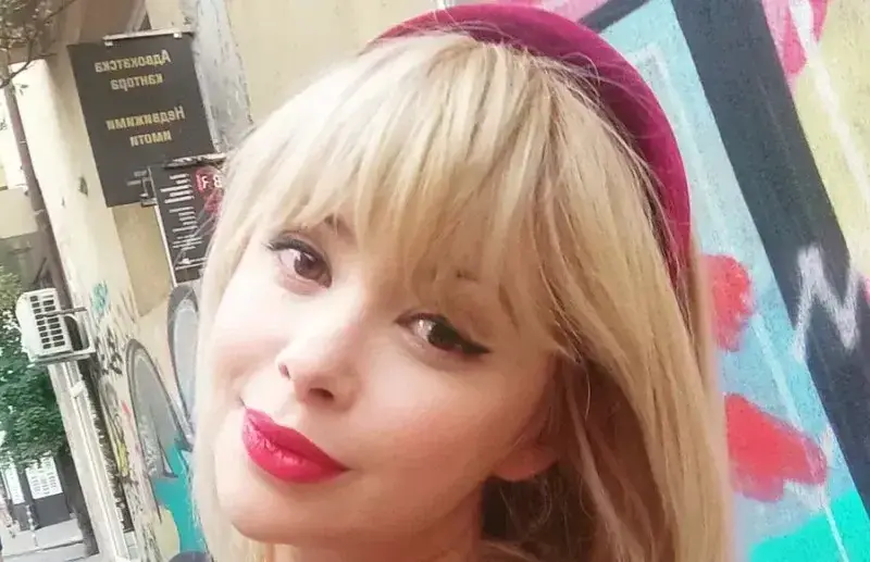 София Бобчева купува манджи за вкъщи, а уж мъжът й е готвач