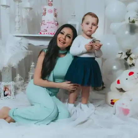 Хъскита теглят Мисис България в Лапландия