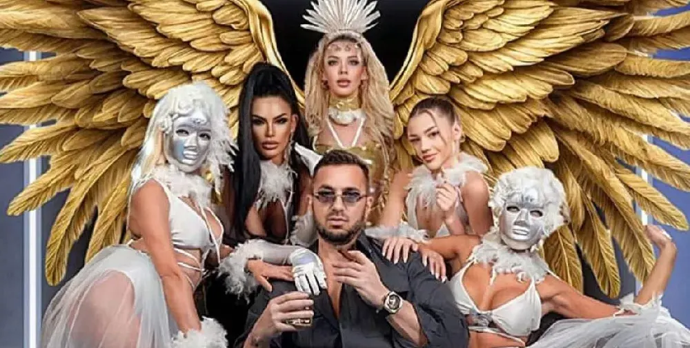 Спретна си харем: Константин с еротично шоу