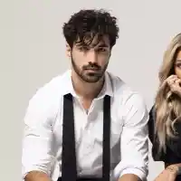 Точно след годежа с Валерия! Ергенът опасно близък с ново секси маце