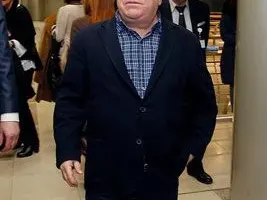 Звездите с различни мнения за заместника на МОЧА: Монумент за ЛГБТИ обществото, парк за скейтъри и още...