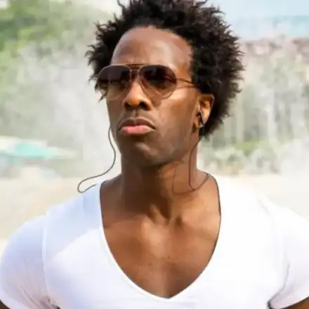 Алфредо Торес става певец, иска дует с Васко Кеца