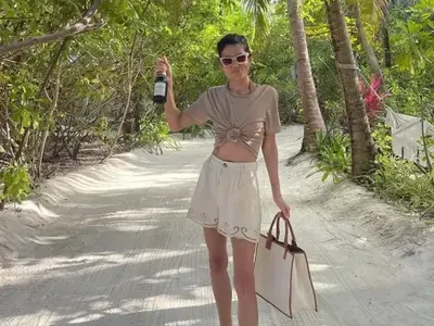 Андрей Арнаудов  заведе семейството на Малдивите СНИМКИ