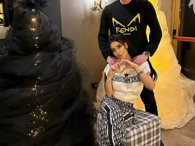 Чалгаджийка отмъкна гаджето на Мис България Тамара Георгиева (СНИМКИ)