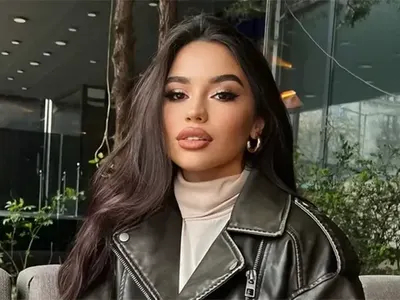 Десита не е забравила любовта с Денис Теофиков