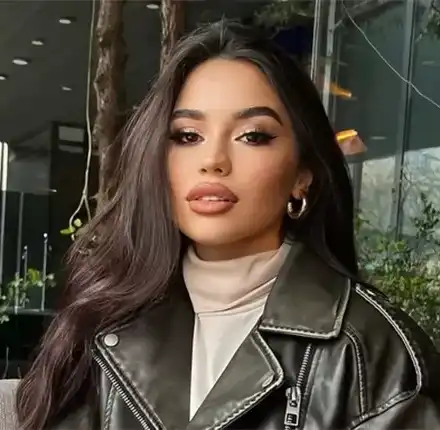 Десита не е забравила любовта с Денис Теофиков