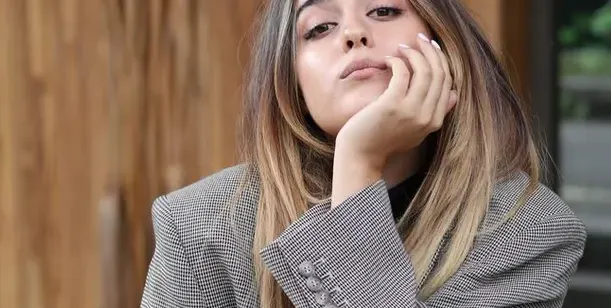 Дъщерята на Гала  предадена от  телефона си