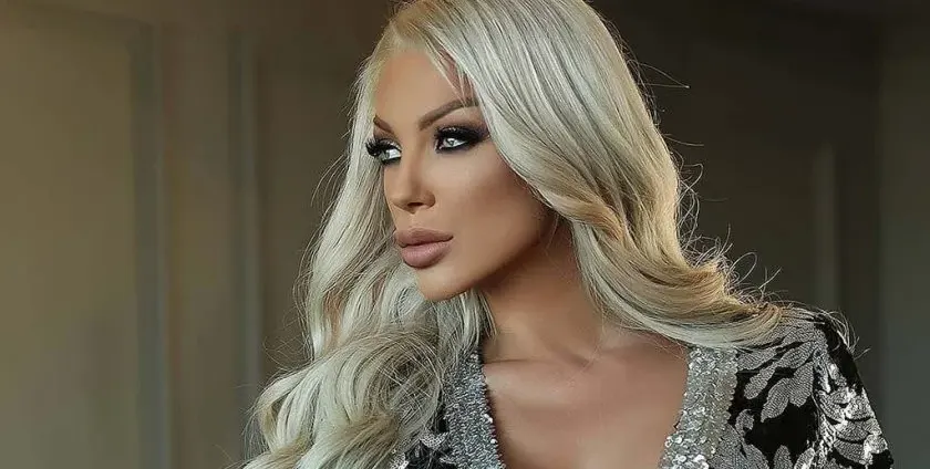 Фенка с възглавница на Емануела