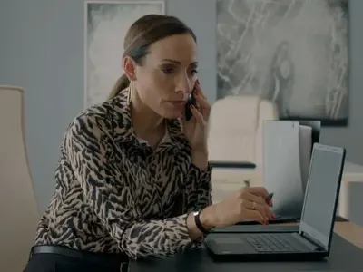 Искра Донова с количка за 2 бона