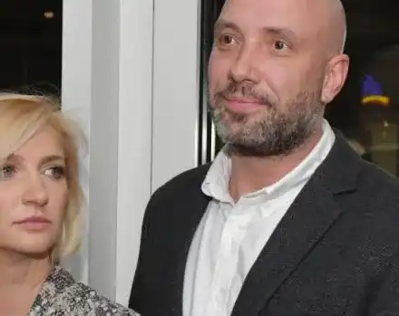 Жената на Бахаров с жалба по младост