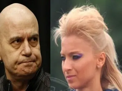 Мартина Огнянова продава гащите си от Слави! Бившата на Дългия остана без пукнат лев