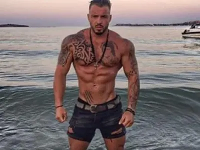 Митака се маже с бира и моркови за тен