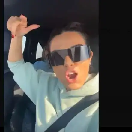 Официално! Арестуваха фолк певицата Диона заради кокаин! (Вижте как шофира дрогирана)