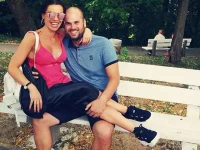 Щерката на  Наско Сираков  му доведе нов зет