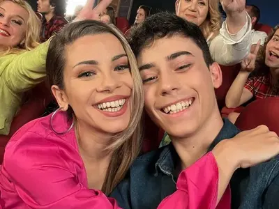 Софи Маринкова опасно близка с млад колега (Снимка)