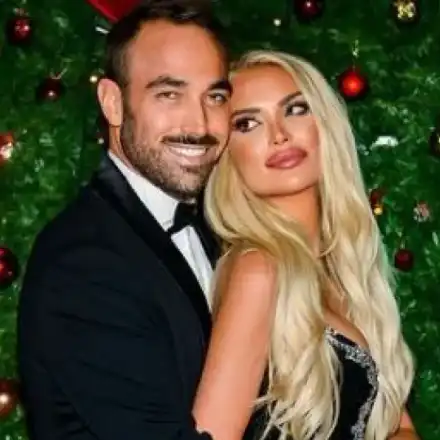 Сватба? Бившата на Рачков заработва като ВИП платена жрица