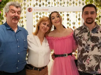 Тодор Батков клекна и одобри зет си (Снимки)