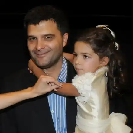 Вижте каква шеметна красавица е 17-годишната дъщерята на Малък Тошко СНИМКА