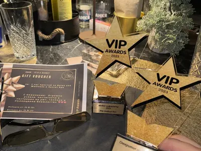 VIP AWARDS отличи Pitt Andreychev с приза “Моден инфлуенсър“ и „Откритие на годината“