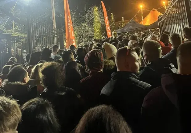 АД в Киноцентъра на новогодишното парти! 15 хиляди души по чудо оцеляха в адско меле и безредици