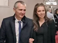Плеймейтката Преслава развела спортния министър Димитър Илиев (ФОТО)