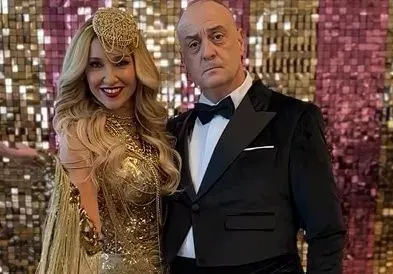 Алекс Раева пак се ошишка СНИМКИ