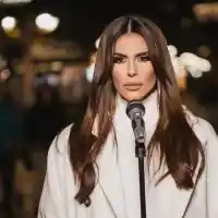 Анелия се върна към  старта на кариерата си