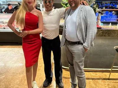 Антония Петрова отново бременна? Миската нонстоп крие корема (СНИМКИ)