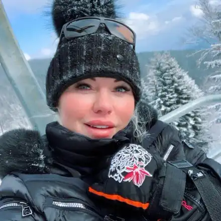 Асдис Ран яхна лифта