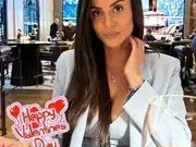 БЯСНА: Сестрата на Божинов скочи на "Левски" (СНИМКИ)