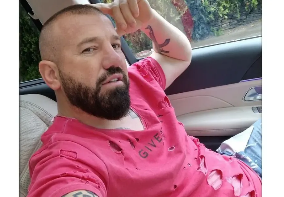 Динко даде 50 бона за нови зъби, купи си и кораб