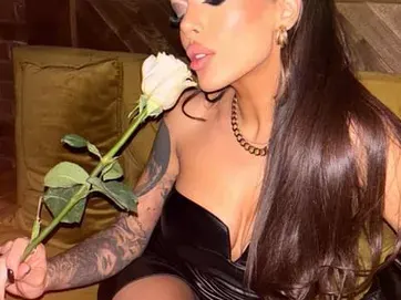 Диона пак е на бяло СНИМКИ