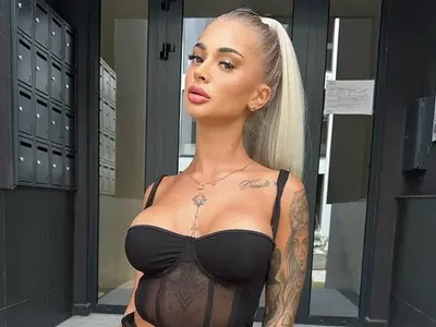 Джигитката Катрин не само шмърка, но и изпива по 2 бутилки вино