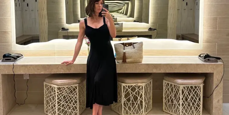 Дубайски лукс: Зара с бебешки шезлонг за над 1000 бона