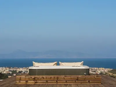 ЕКСКЛУЗИВНИ СНИМКИ! Това е луксозното имение от „Ергенът 3“ (Цената му е ШОК)