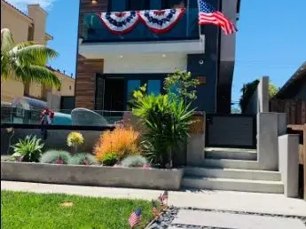 Ето в какъв палат живее Анита Димитрова! Не ще и да чуе за Рачков (СНИМКИ)