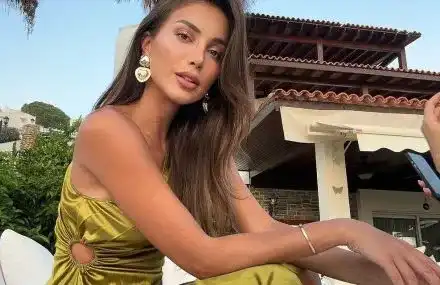 Фетишист давал  1000 лева за чорапите на  Александра Богданска