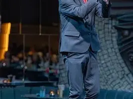 Георги Христов бесен: Некадърниците, управляващи музикалния пазар, заслужават да са трупове!