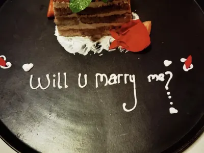 Илиана Раева БЯСНА на Славея за годежа: Да си стои в Бали! СНИМКИ