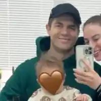 Иво Аръков заведе бебето на фризьор