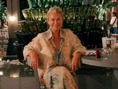 Кой й причини това?! Кремена Халваджиян плаши с порцеланово лице (СНИМКИ)