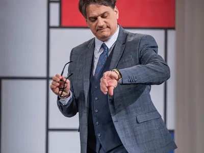 Лорд Евгени Минчев: Къци - модно лале, без сорт. Бийбърови пак са я оплескали... И още + СНИМКИ