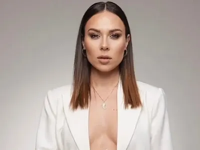 Маги Джанаварова захапа Диона